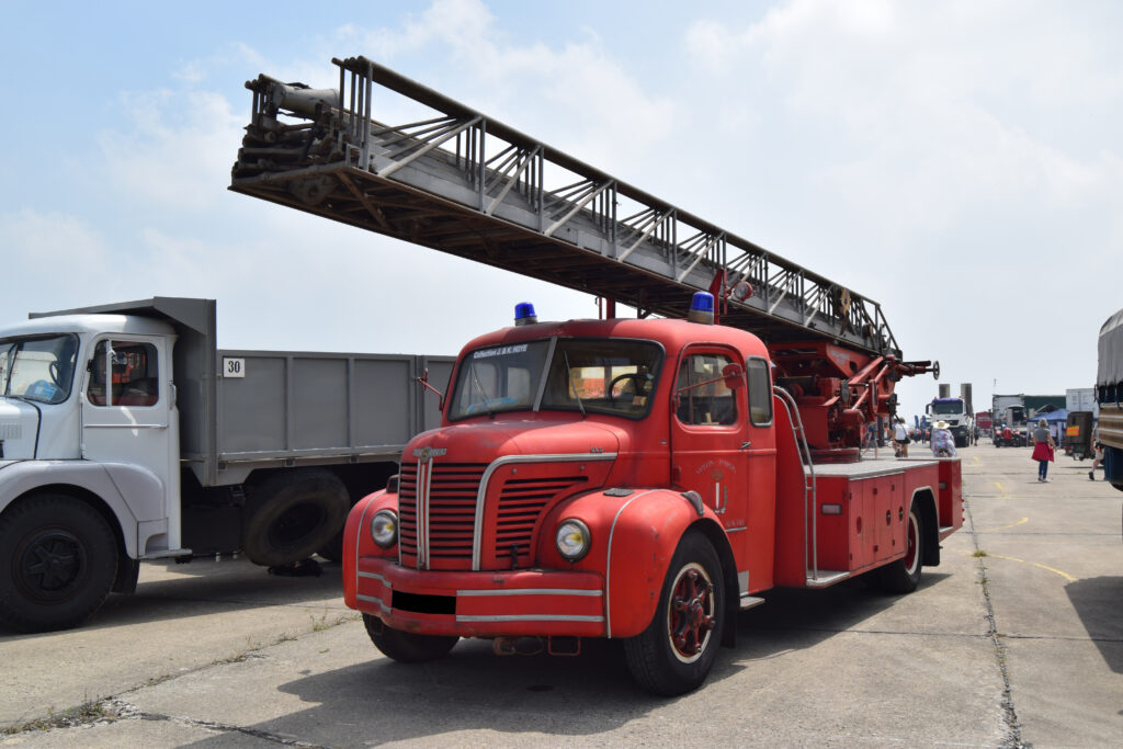 ancien camion pompier